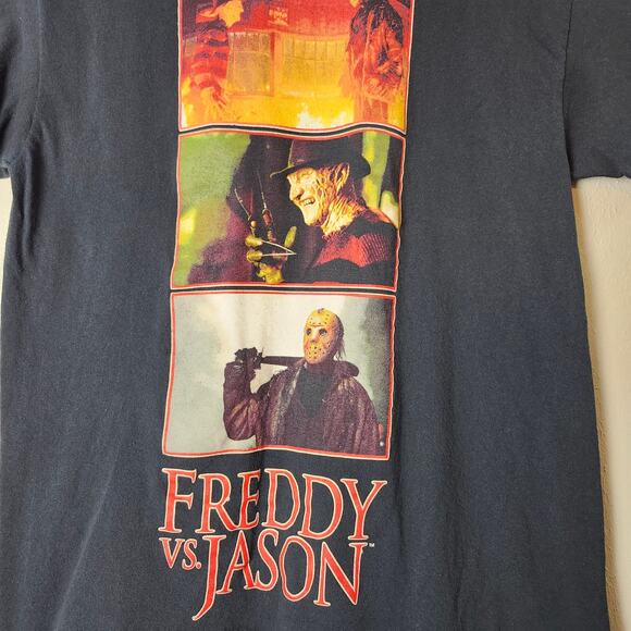 Freddy Vs Jason Men's Black Graphic Tee Short Sleeve Rare Size Medium - Picture 2 of 9